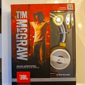 JBL Tim Mcgraw on-ear headphones.NIB.new.